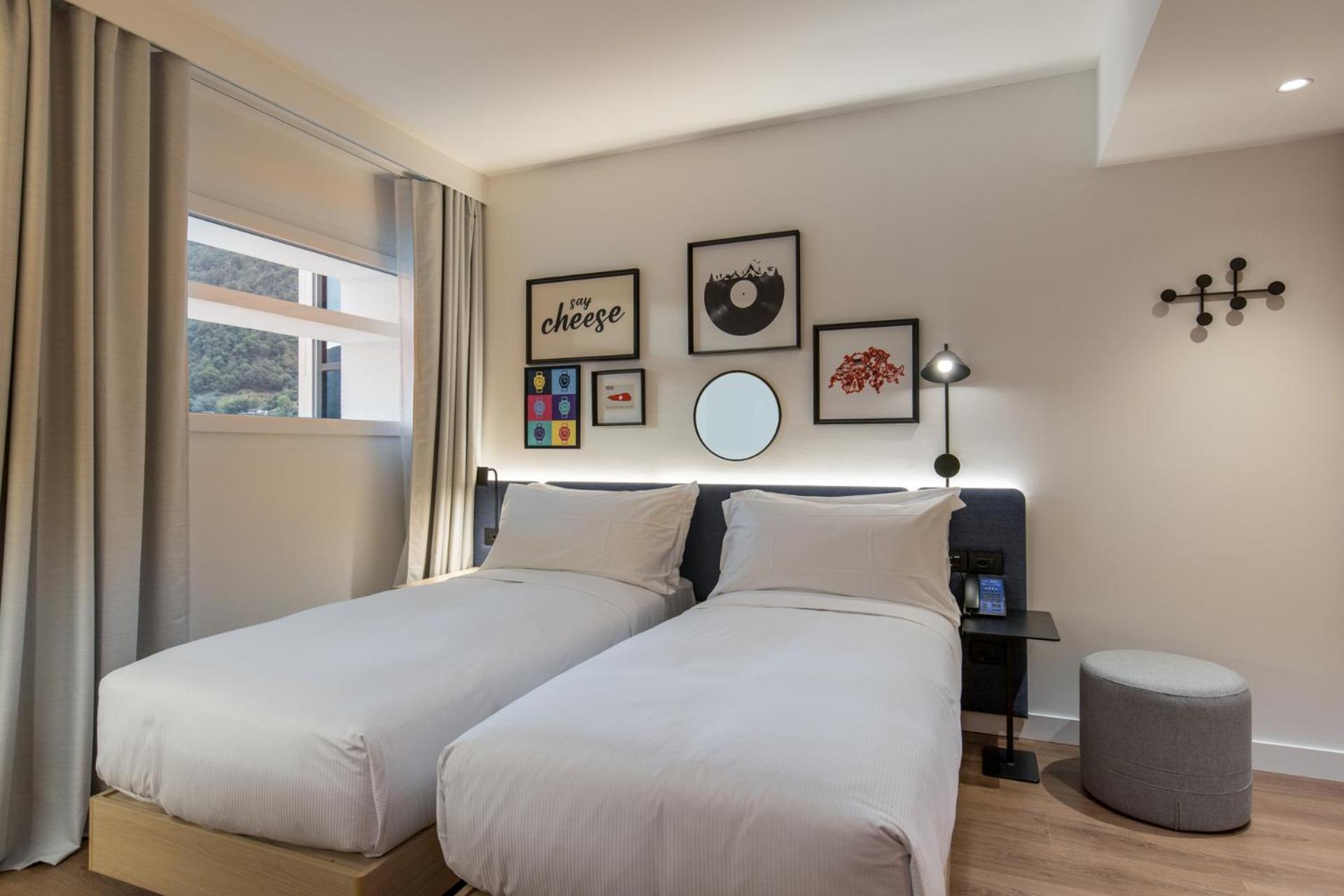 Hampton By Hilton Locarno Hotel Losone Exterior photo